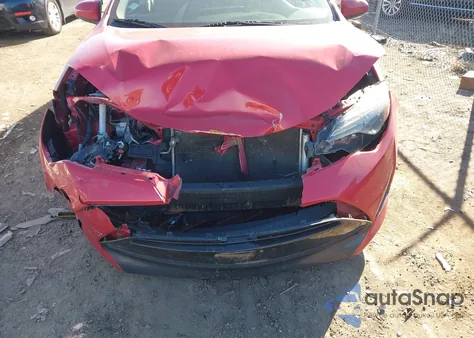 2018 Toyota Corolla Le z USA, uszkodzony, nr VIN 2T1BURHEXJC077595